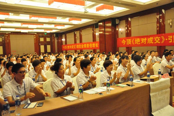 集成吊頂十大品牌，今頂復古集成吊頂